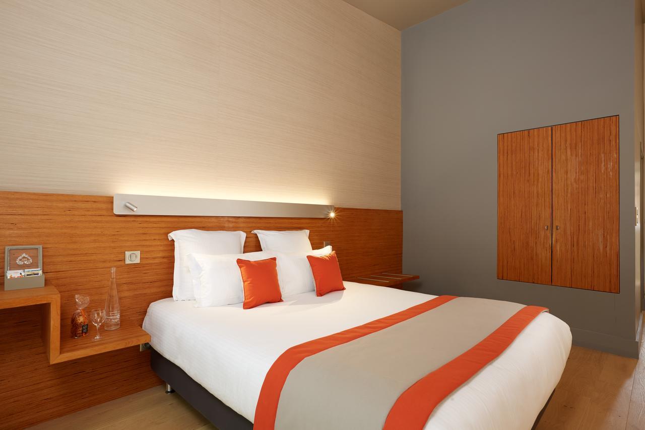 Hotel Centre Port-Royal Saint-Lambert  Екстер'єр фото